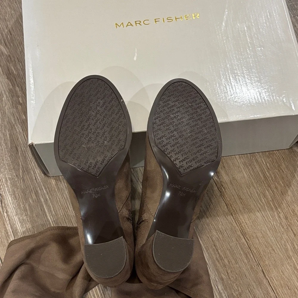 Marc Fisher elegant taupe